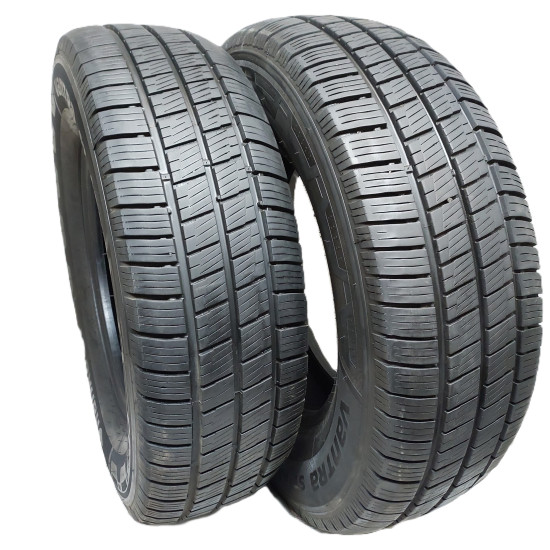 Шини зимові Б/У 225/75R16C 121/120R Hankook Vantra ST AS 2