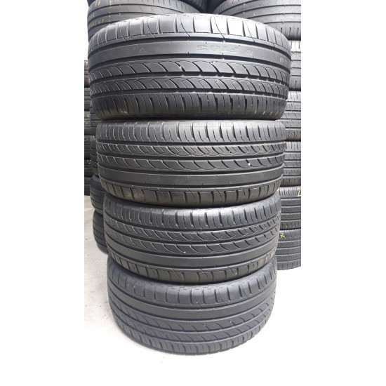 Шини літні Б/У 235/50R18 97W Rockstone RadialF105
